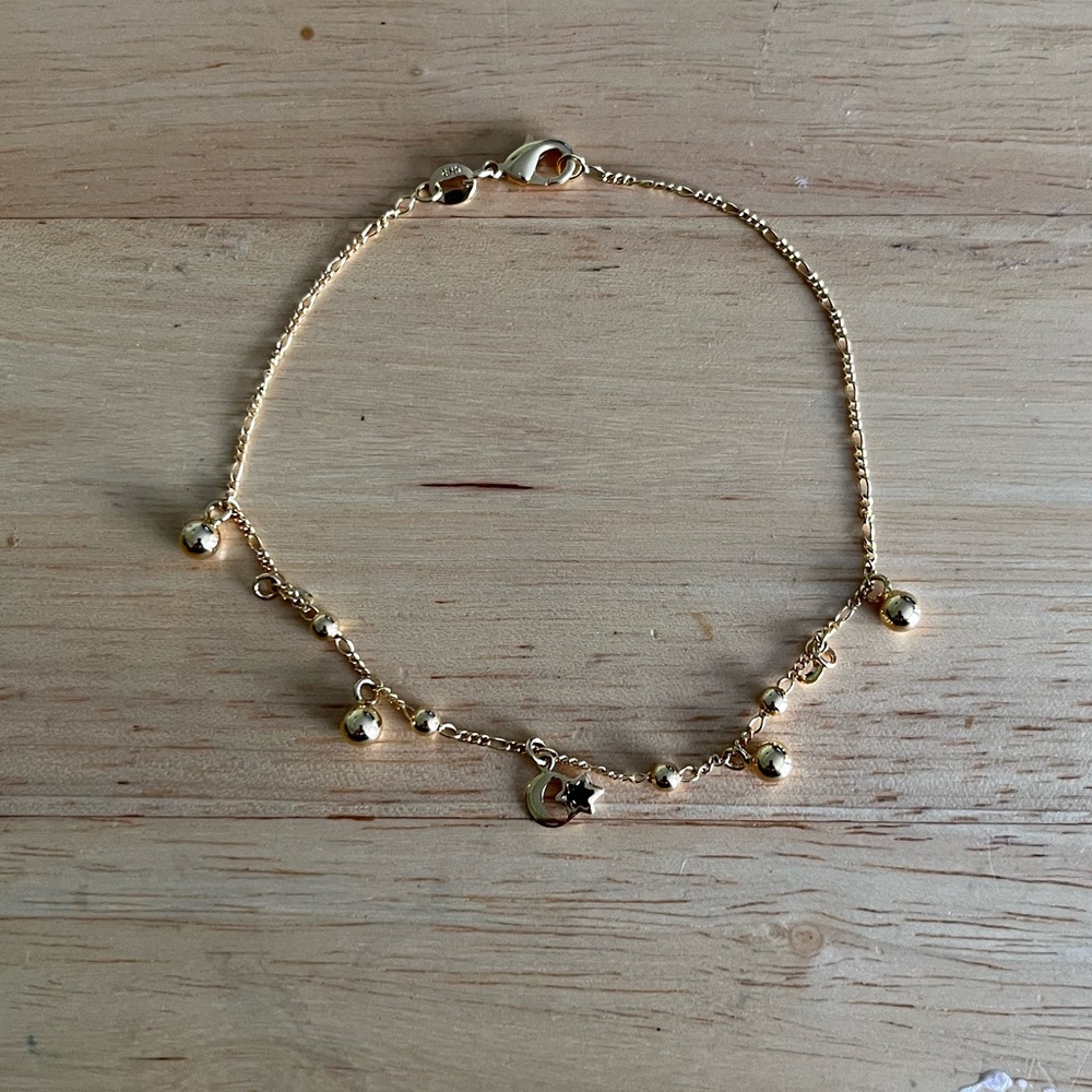 Ankle bracelet
